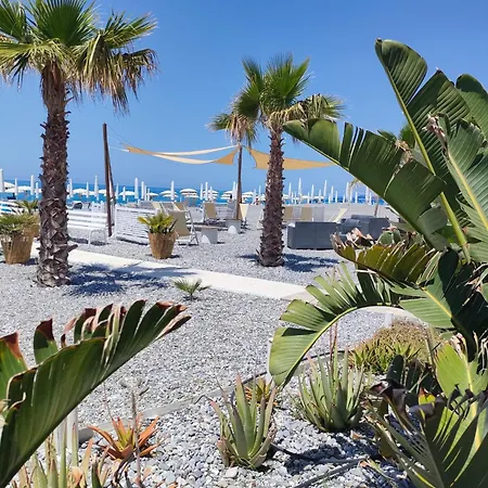 Lovely 2 Min From The Beach * Scalea